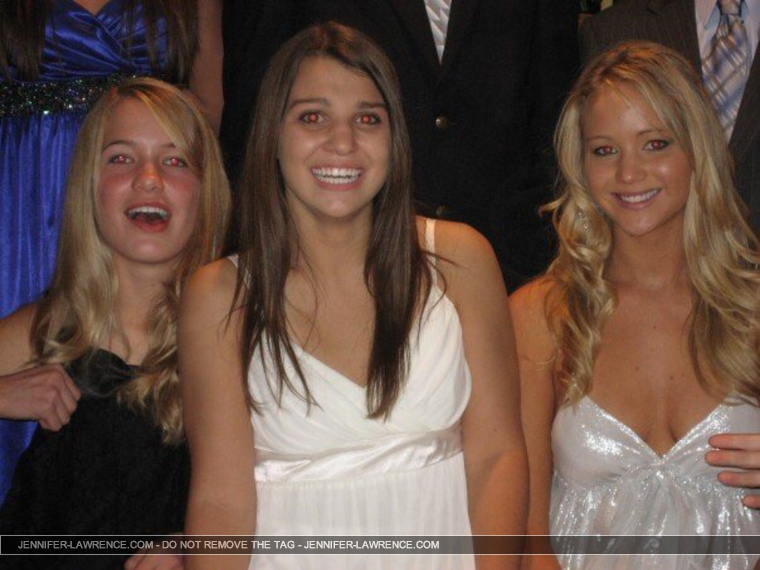 LAWRENCE-Jennifer-Friends-Kentucky-Collects-071014-RJR-JR015-EXCL.jpg