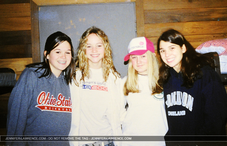 LAWRENCE-Jennifer-Friends-Kentucky-Collects-071014-RJR-JR050-EXCL.jpg