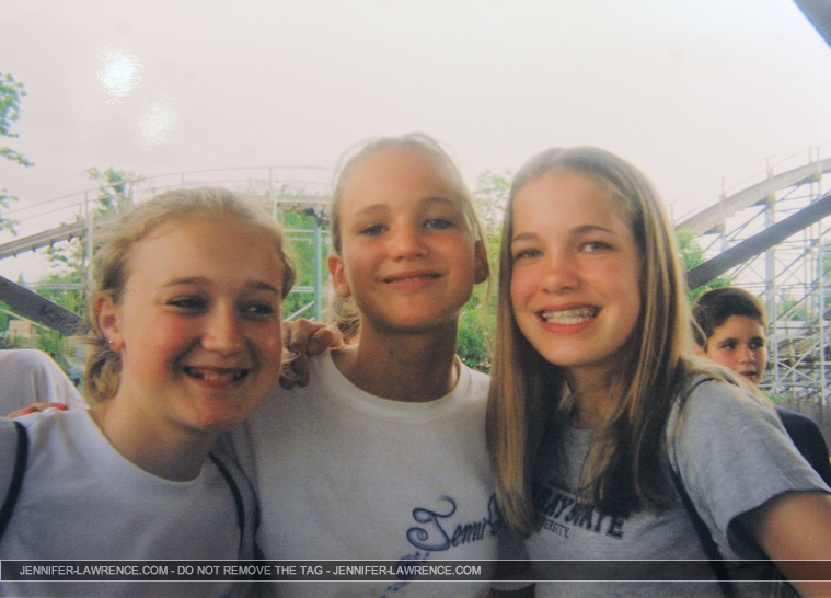 LAWRENCE-Jennifer-Friends-Kentucky-Collects-071014-RJR-JR051-EXCL.jpg