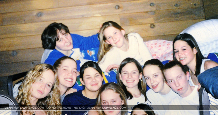 LAWRENCE-Jennifer-Friends-Kentucky-Collects-071014-RJR-JR053-EXCL.jpg