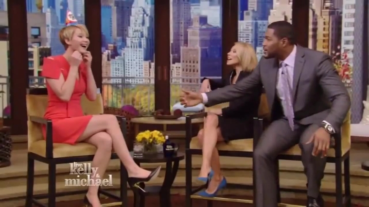 Live21_with_Kelly_and_Michael_282729.jpg