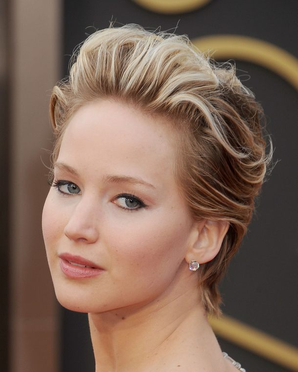 March_2_-_At_the_86th_Academy_Awards_in_L_A_5BArrivals5D_281129~0.jpg
