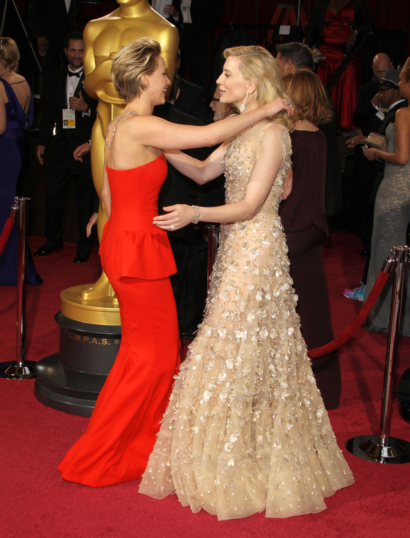 March_2_-_At_the_86th_Academy_Awards_in_L_A_5BArrivals5D_281629~1.jpg