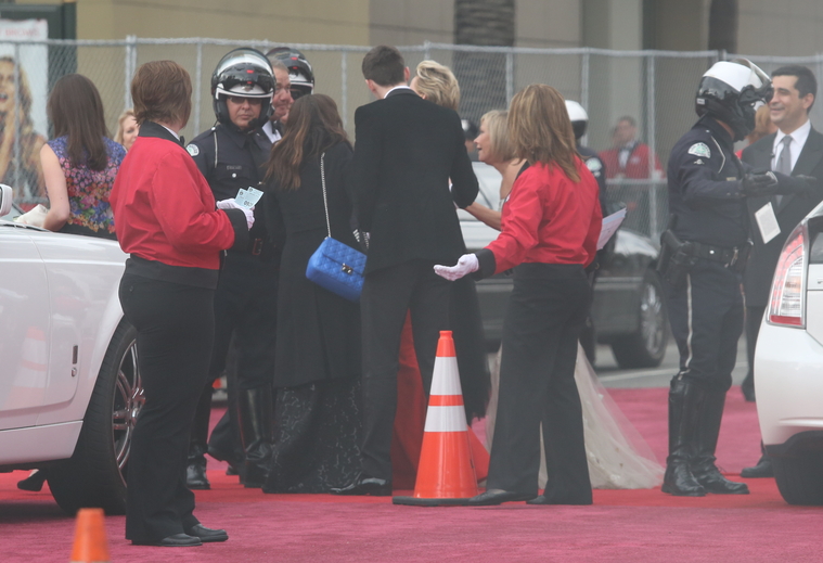 March_2_-_Falls_before_hitting_the_red_carpet_at_the_86th_Annual_Academy_Awards_282629.jpg