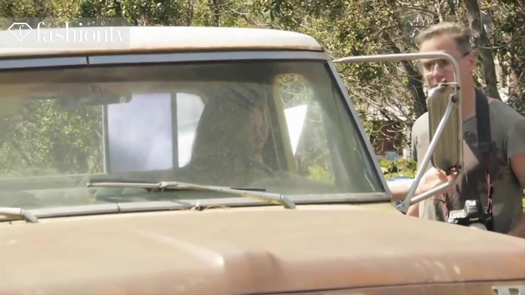 Marie_Claire_UK_28242929_5BBehind_the_Scenes5D.jpg