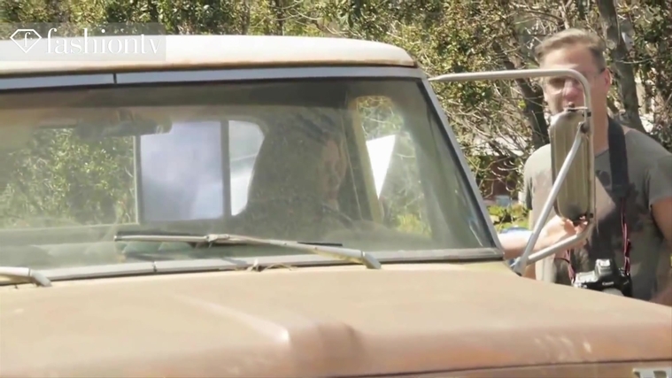 Marie_Claire_UK_28243029_5BBehind_the_Scenes5D.jpg