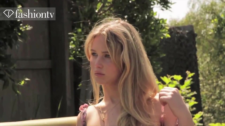 Marie_Claire_UK_28244229_5BBehind_the_Scenes5D.jpg