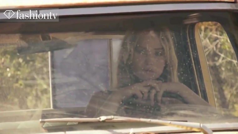 Marie_Claire_UK_28255629_5BBehind_the_Scenes5D.jpg