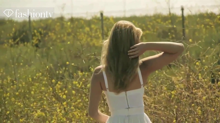 Marie_Claire_UK_28259229_5BBehind_the_Scenes5D.jpg