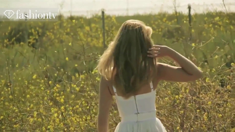 Marie_Claire_UK_28259529_5BBehind_the_Scenes5D.jpg