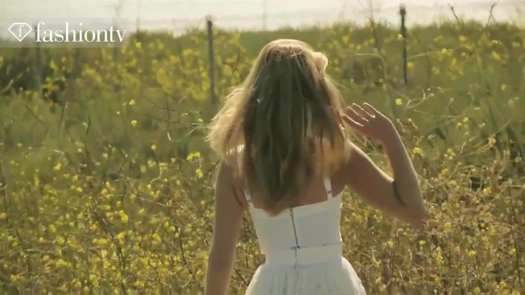 Marie_Claire_UK_28259729_5BBehind_the_Scenes5D.jpg