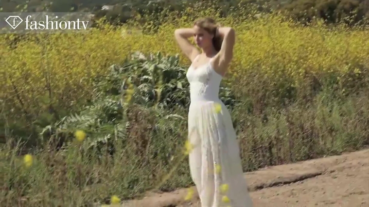 Marie_Claire_UK_28260029_5BBehind_the_Scenes5D.jpg