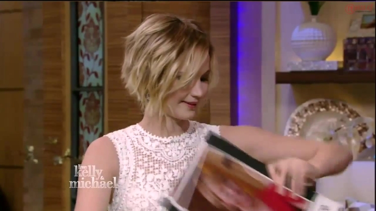 May_23_-_Live_with_Kelly_and_Michael_2836329.jpg