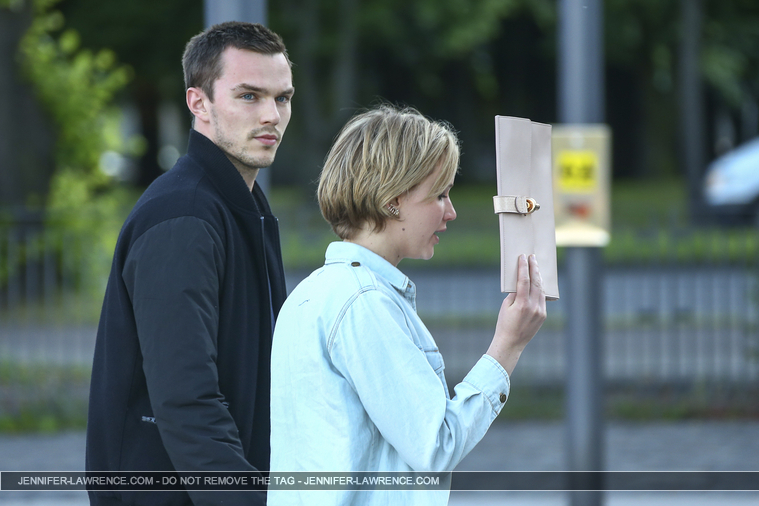 May_24_-_Out_with_her_boyfriend__Nicholas_Hoult__in_Germany_281229.jpg