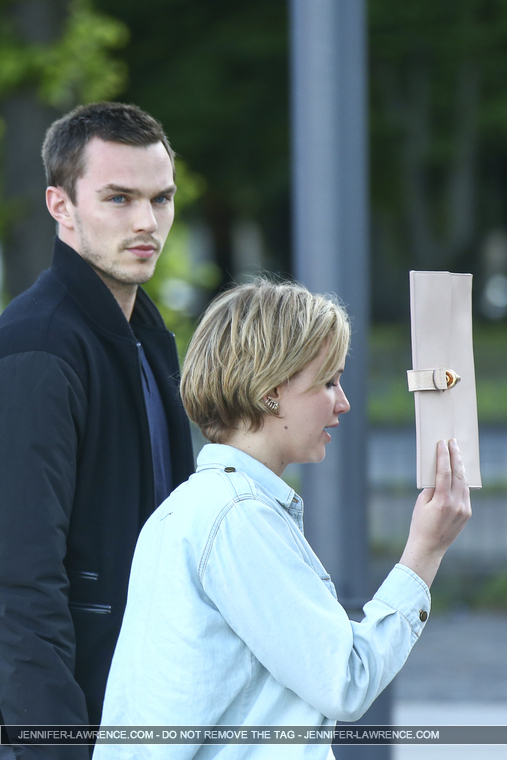 May_24_-_Out_with_her_boyfriend__Nicholas_Hoult__in_Germany_28929.jpg