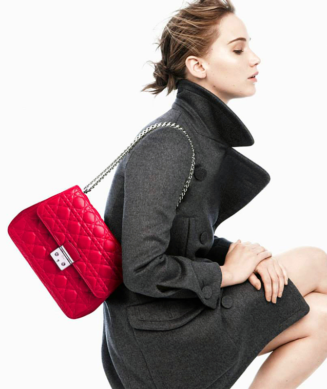 Miss_Dior_Handbag_Campaign_Autumn-Winter_28329.jpg