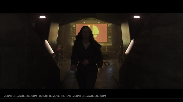Mockingjay_Trailer_2841429.jpg