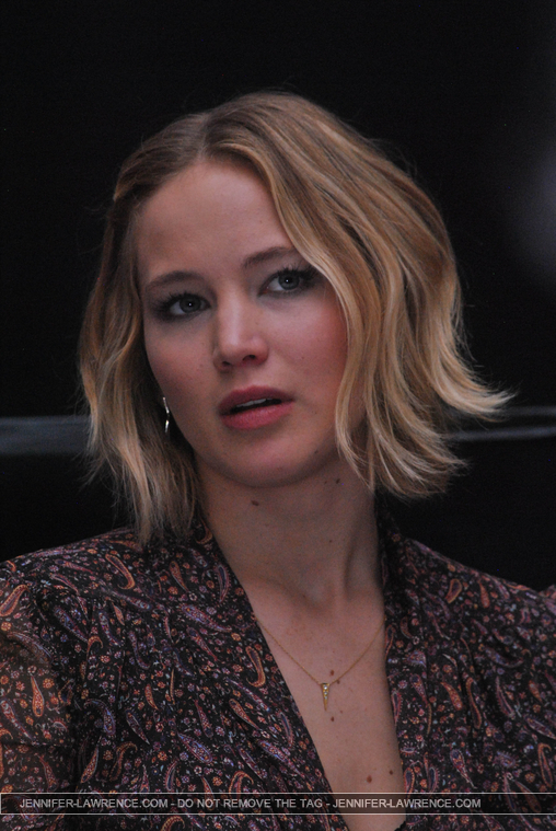 November_10_-__Mockingjay_Part_1__London_Press_Conference_283629.jpg