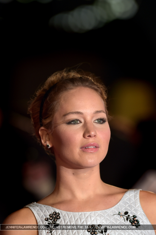 November_10_-__Mockingjay__Part_1__World_Premiere_in_London_2816329.jpg