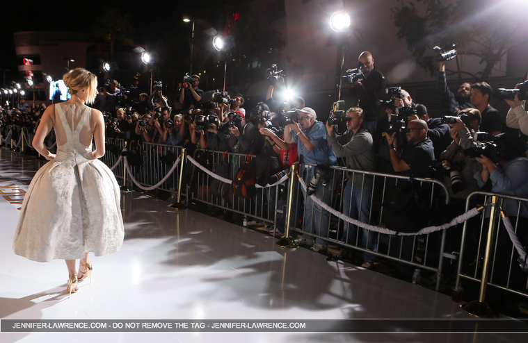 November_17_-__Mockingjay_Part_1__Premiere_in_Los_Angeles_2814429~0.jpg
