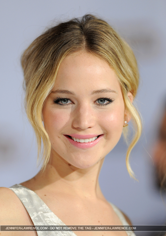 November_17_-__Mockingjay_Part_1__Premiere_in_Los_Angeles_286529.jpg