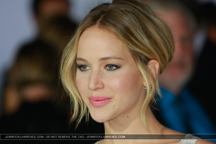 November_17_-__Mockingjay_Part_1__Premiere_in_Los_Angeles_288329.jpg
