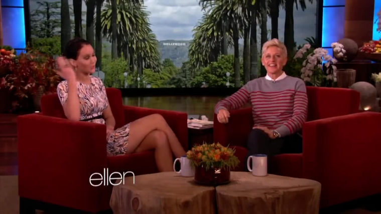 November_212C_2012_-__The_Ellen_DeGeneres_Show_28134629.jpg