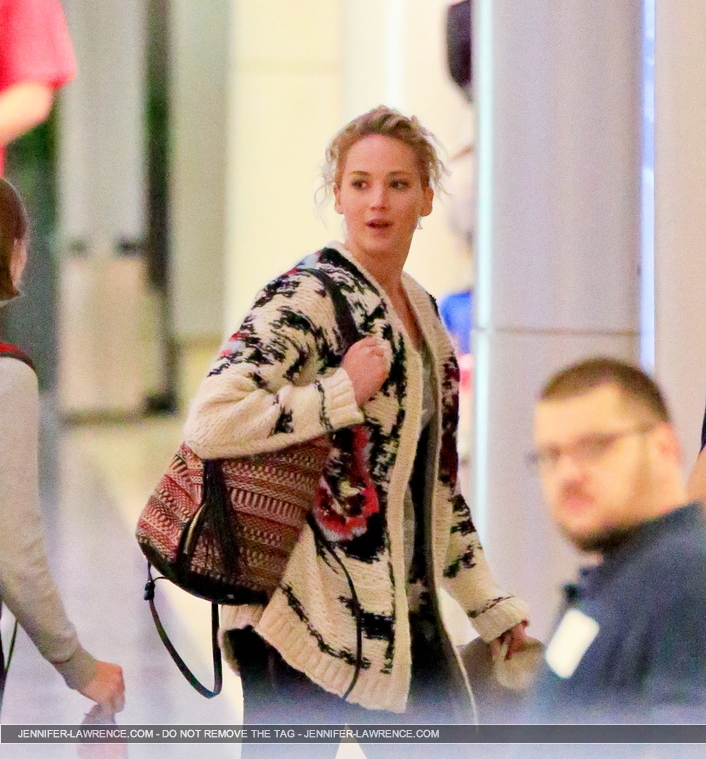 October_10_-_Arriving_at_LAX_Aiport_in_L_A_28829.jpg