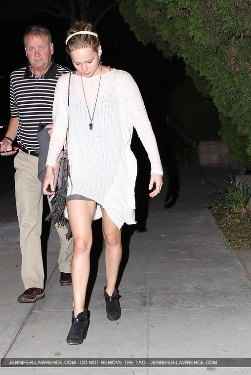October_27_-_Out_in_LA_283829.jpg