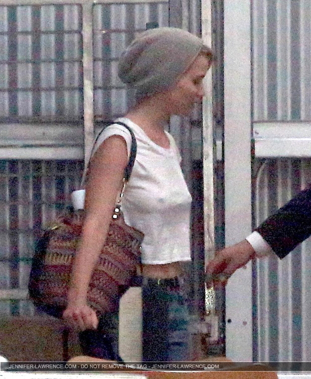 October_8_-_Arriving_at_Milk_Studios_in_LA_for_a_photoshoot__28729.jpg