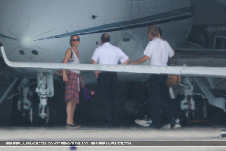 September_20_-_Arriving_in_Los_Angeles_with_Chris_Martin__281129.jpg