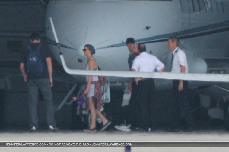 September_20_-_Arriving_in_Los_Angeles_with_Chris_Martin__281829.jpg