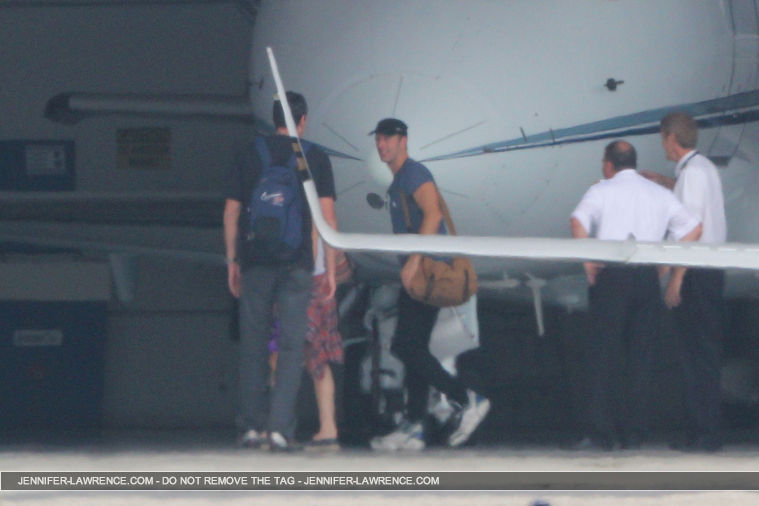 September_20_-_Arriving_in_Los_Angeles_with_Chris_Martin__282029.jpg