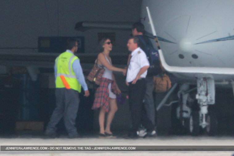 September_20_-_Arriving_in_Los_Angeles_with_Chris_Martin__282329.jpg