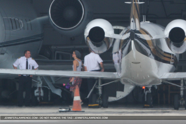 September_20_-_Arriving_in_Los_Angeles_with_Chris_Martin__282429.jpg