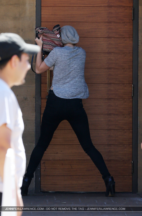 September_26_-_Arriving_at_Nobu_Resturant_in_Malibu_28129.jpg