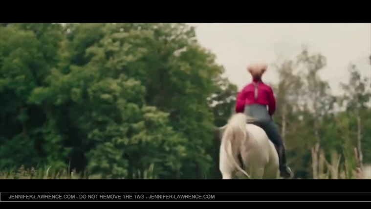 Serena_Official_Trailer_US__28529.jpg