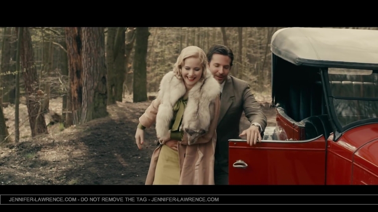 Serena_clip_-_Bradley_Cooper___Jennifer_Lawrence_073.jpg