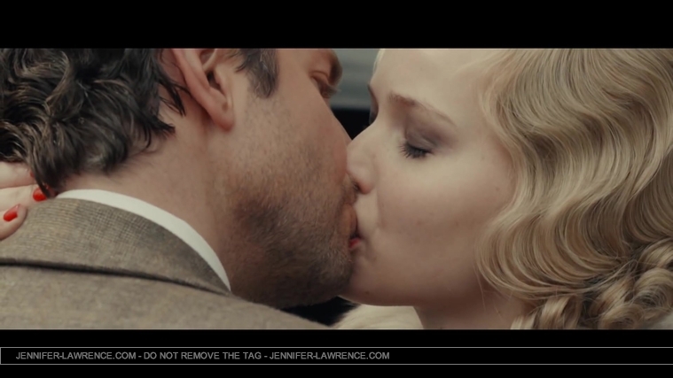 Serena_clip_-_Bradley_Cooper___Jennifer_Lawrence_270.jpg