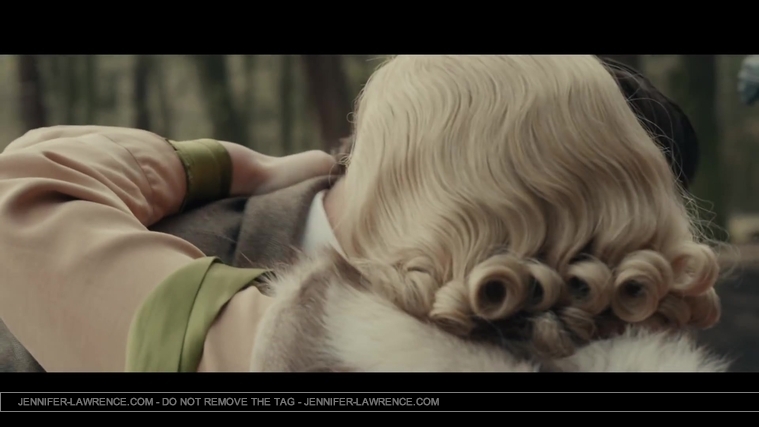 Serena_clip_-_Bradley_Cooper___Jennifer_Lawrence_290.jpg