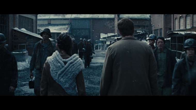 The_Hunger_Games_Catching_Fire_2013_1080p_BluRay_x264_AAC_-_Ozlem_00287.jpg