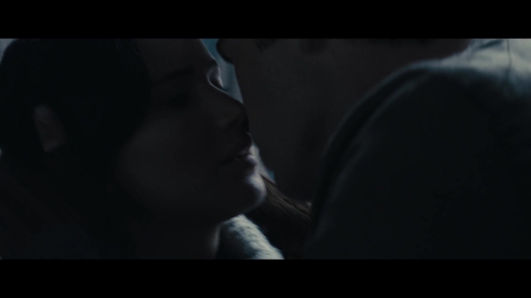 The_Hunger_Games_Catching_Fire_2013_1080p_BluRay_x264_AAC_-_Ozlem_00335.jpg