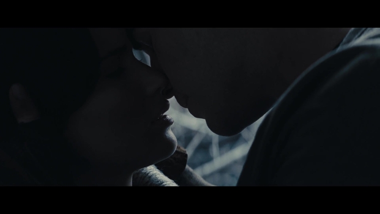 The_Hunger_Games_Catching_Fire_2013_1080p_BluRay_x264_AAC_-_Ozlem_00344.jpg