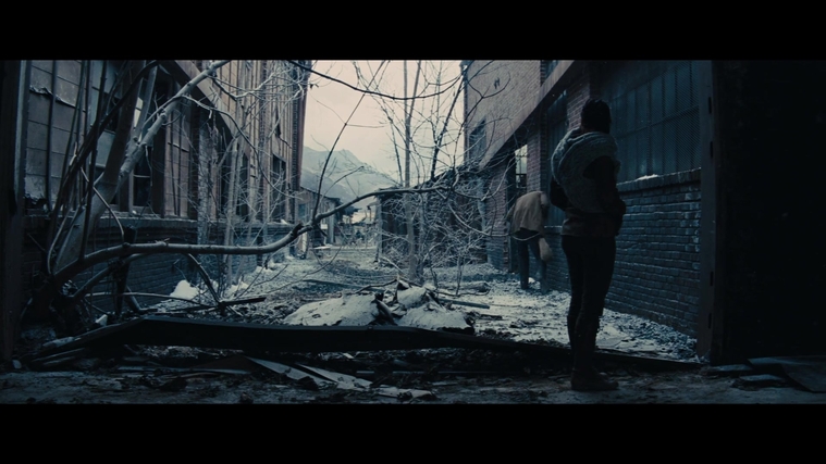 The_Hunger_Games_Catching_Fire_2013_1080p_BluRay_x264_AAC_-_Ozlem_00360.jpg