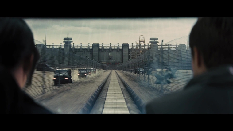 The_Hunger_Games_Catching_Fire_2013_1080p_BluRay_x264_AAC_-_Ozlem_01382.jpg