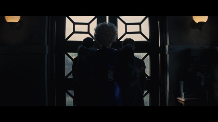The_Hunger_Games_Catching_Fire_2013_1080p_BluRay_x264_AAC_-_Ozlem_01439.jpg