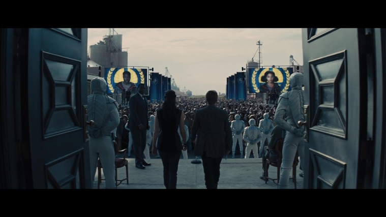 The_Hunger_Games_Catching_Fire_2013_1080p_BluRay_x264_AAC_-_Ozlem_01446.jpg