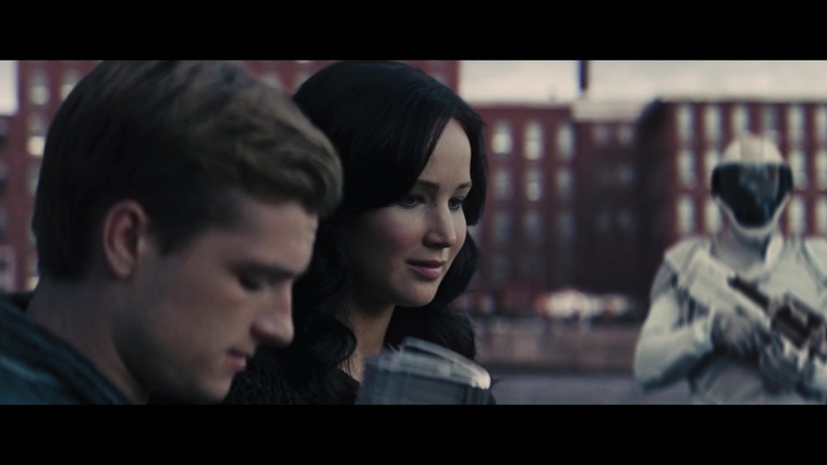 The_Hunger_Games_Catching_Fire_2013_1080p_BluRay_x264_AAC_-_Ozlem_01879.jpg