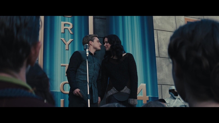 The_Hunger_Games_Catching_Fire_2013_1080p_BluRay_x264_AAC_-_Ozlem_01883.jpg