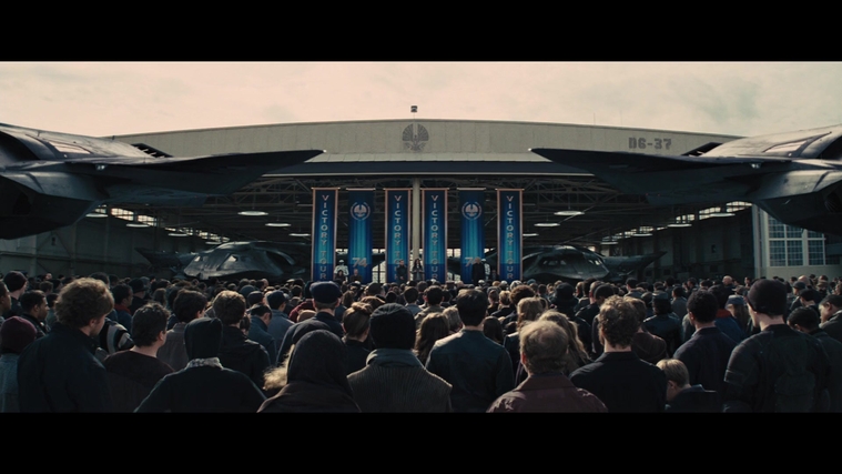 The_Hunger_Games_Catching_Fire_2013_1080p_BluRay_x264_AAC_-_Ozlem_01895.jpg